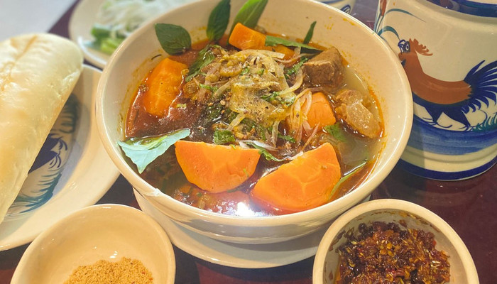 CHENG’S HOUSE - Cà Phê, Ăn Sáng & Cơm Văn Phòng - La Astoria