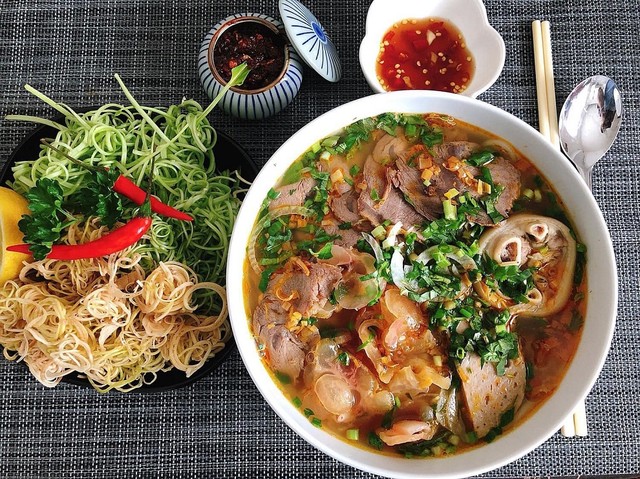 Bún Bò & Bún Sườn Bò 309