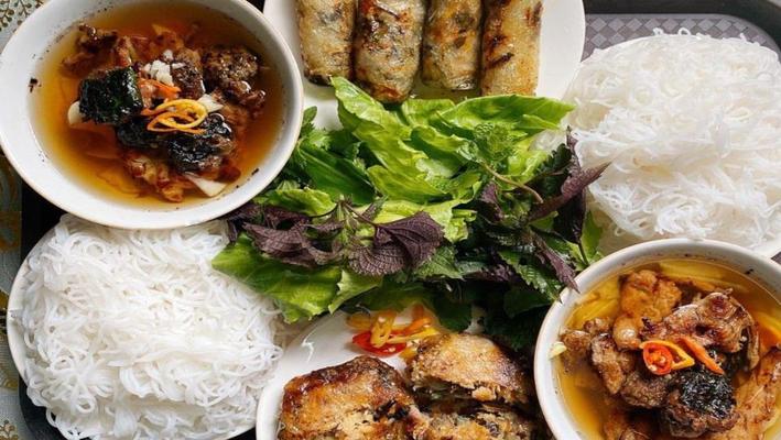 Bún Chả Chị Hồng - 55 Nguyễn Bá Khoản