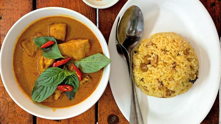 Bún Cá Kho Cay & Trái Cây Gọt Sẵn - Mia Food