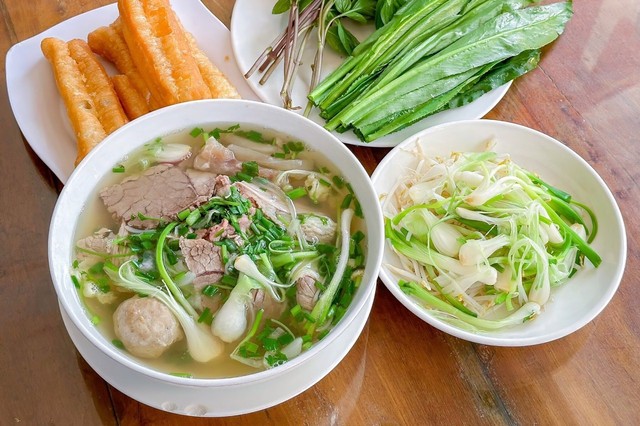 Phở Bắc Nam Ngân - Phở Bò & Phở Gà - Yersin