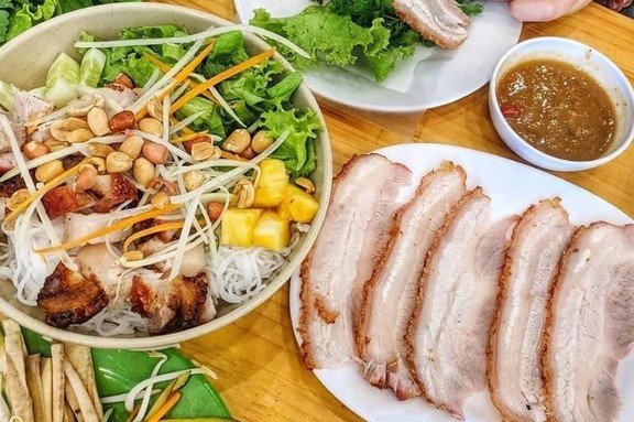 Nhật Anh - Bánh Tráng Cuốn Thịt Heo