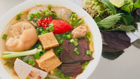 Quán 964 - Bún Riêu - Phạm Văn Thuận