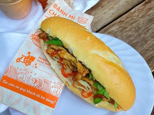 Bánh Mì Chả Cá Bé Bo - 107 Diên Hồng