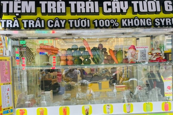 Tiệm Trà Trái Cây Tươi 68