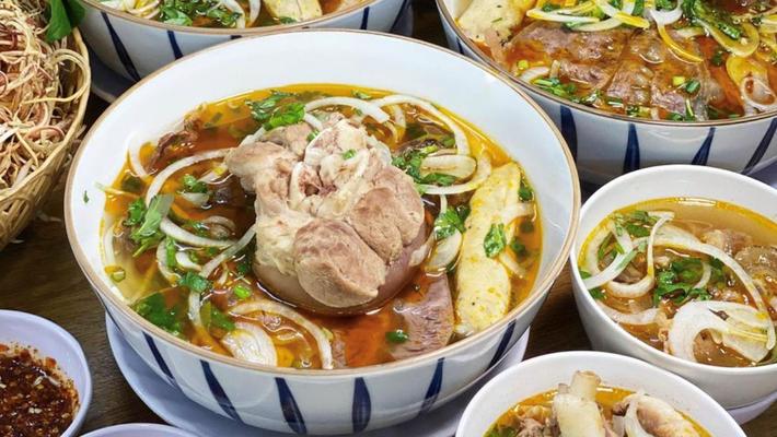 Quán Minh Châu - Bún Bò Huế & Bún Riêu Cua