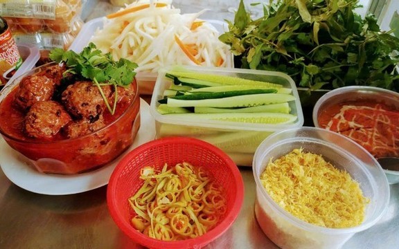 Trà Bí Đao Kệ - Trà Sâm Bí Đao & Bánh Mì Chả Cá Nóng - Thống Nhất