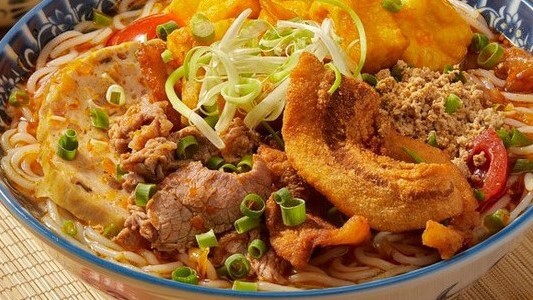 Huyền Anh Bún Riêu Cua Tóp Mỡ - Song Hành