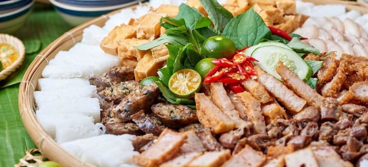 Sóc Béo Quán - Chuyên Bún Đậu Và Mì Trộn Indomie - Long Biên