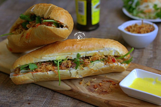 Bánh Mì Pate Truyền Thống - Nhà Pen