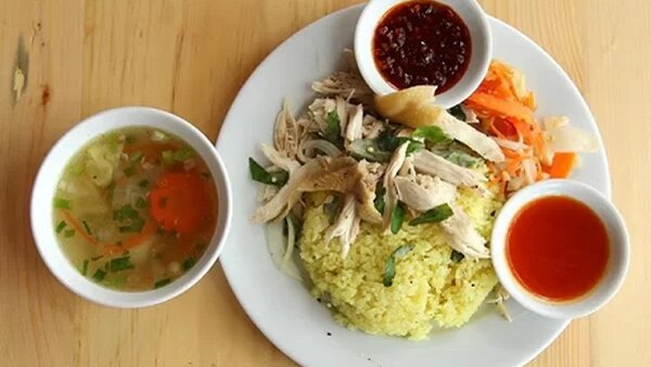 Cơm Gà Ba Thuận