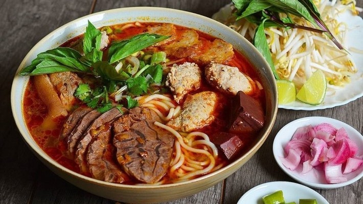 O Huyền - Bún Bò Huế & Cơm Tấm Sườn Nướng