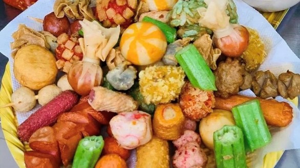 Em Nguyên - Lẩu Ly, Cá Viên & Mì Trộn - Nguyễn Đỗ Cung