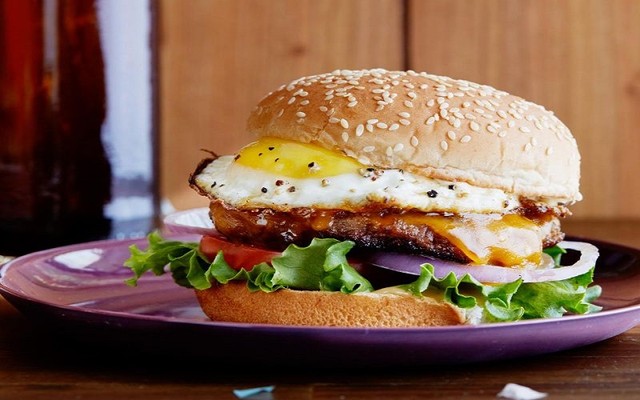 Bánh Mì Hamburger & Sandwich Ông Cận - Đường Số 14