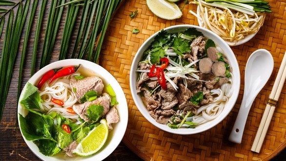Phở - Lẩu Bò Vũ Nguyên - Phan Văn Hớn