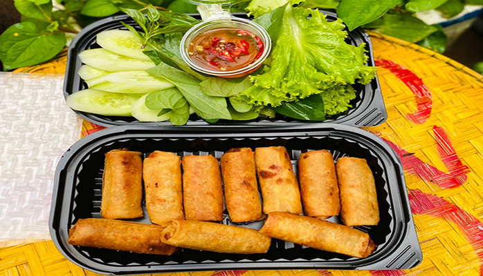 Cô Tin - Phá Lấu & Tai Heo Khìa Nước Dừa