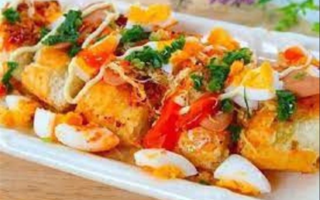 Bánh Mì Nướng D4 - Nướng Muối Ớt & Chả Cá - Quảng Trường Tỉnh