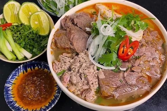 Milano - Bún Bò Cha Mẹ