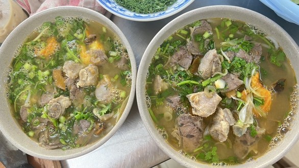 Nhật Thiện - Bún Tôm & Cơm Rang - 86 Trần Khánh Dư