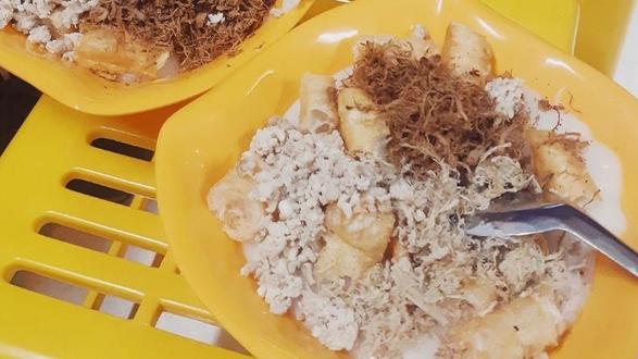 Cúc - Cháo Sườn Sụn - Vĩnh Hồ