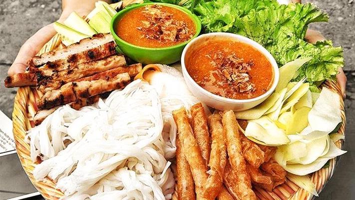 Nem Nướng Nha Trang Ngọc Hạnh - Phan Đình Giót