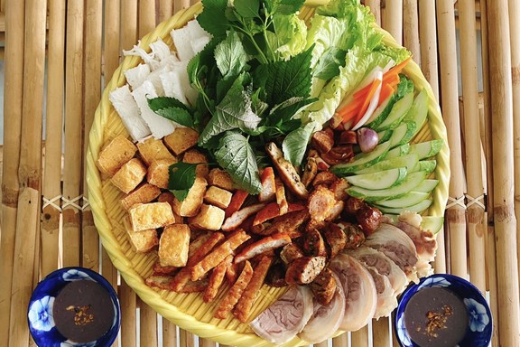 Bún Đậu Mắm Tôm Mẹt Tròn - Huỳnh Tấn Phát