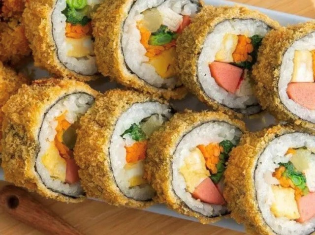 MAMA S - KIMBAP, GÀ RÁN & CƠM HÀN QUỐC XỨ SỞ KIM CHI