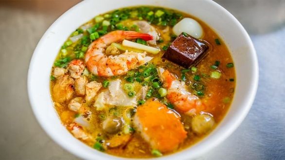 Bánh Canh Cua - Nguyễn Chí Thanh