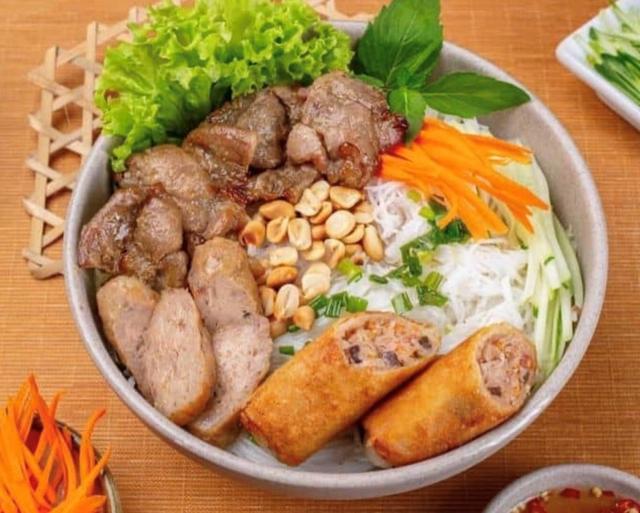 Bún Thịt Nướng Cô Chín - Nguyễn Công Hoan