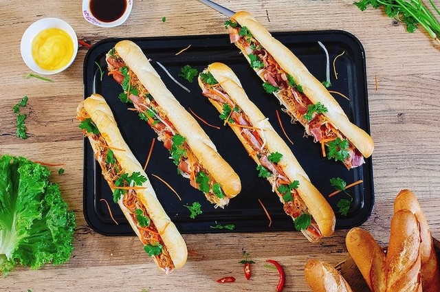 Bánh Mì Que Đà Nẵng - Nam Cao