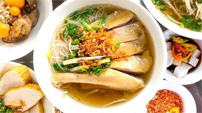 Hủ Tiếu Gà Thơm Ơi - Thạch Lam