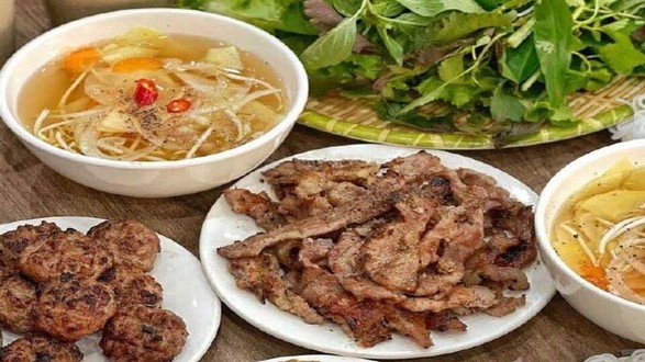 Quán Cô Thanh - Bún Đậu, Bún Chả & Mỳ Cay