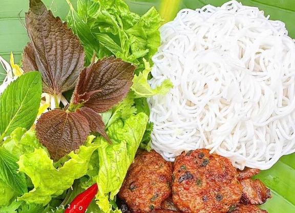 Bún Chả Cô Oanh - Kim Hoa