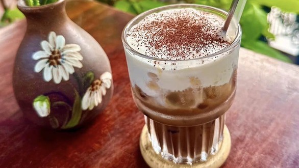 Đất Việt Coffee & Tea - 134 Lý Thái Tông