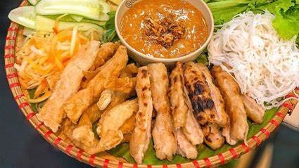 Đặc Sản Nem Nướng Nha Trang Hoàng Oanh - Biên Hòa