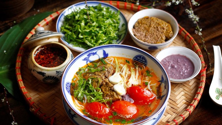 Bún Riêu, Bánh Canh & Nui - Công Thành