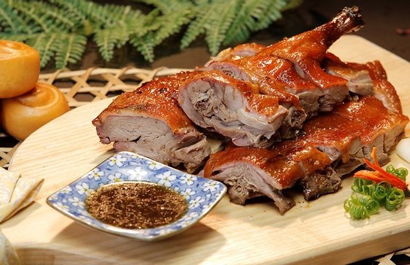 Vịt Quay Da Giòn - 359 Ngô Gia Tự