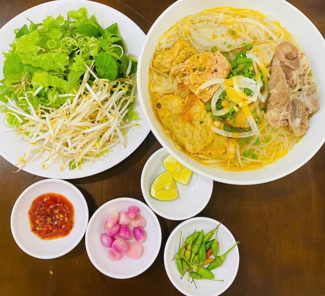 Quán Ăn My - Bánh Canh Tôm, Phở & Bún Cá Riêu - 36 Lê Thánh Tôn