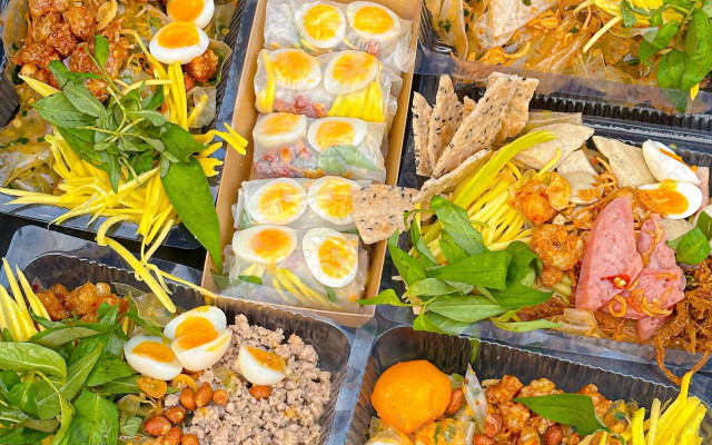 Bánh Tráng Trộn Chị Tuyết 2 - Bánh Tráng Cuốn - Nguyễn Trãi