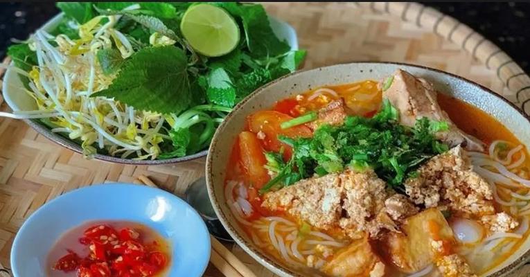 Cháo Bún Lòng - Sơn Còi - Vạn Phúc