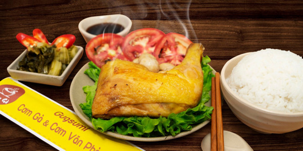 Gugsumi - Cơm Gà Đúng Điệu - Khu Tái Định Cư Ngô Thì Nhậm