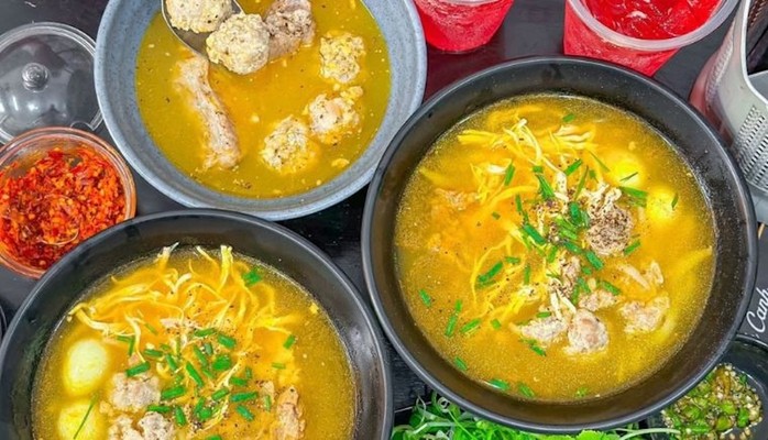 Bánh Canh Hà Lan - Bún Riêu Buôn Mê