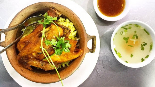 Cơm Thố Bình Dân - 255 Tố Hữu
