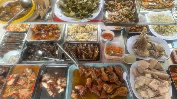 Quán Cơm 174 - Bà Triệu