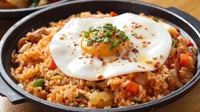 Tiệm Cơm ChisnBa - Cơm Rang Zòn - Đinh Bộ Lĩnh