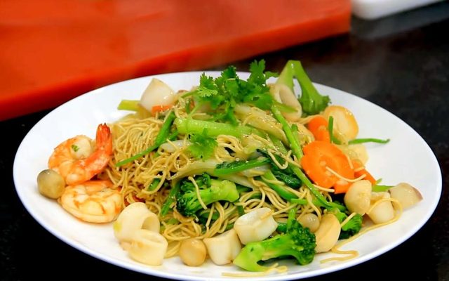 Mì Xào Giòn Hương Ký - CMT8