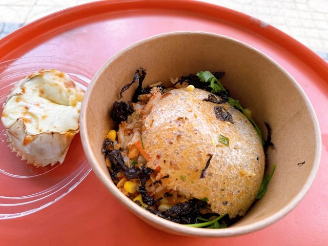 Xôi Ghẹ & Bánh Mì Cô Quỳnh