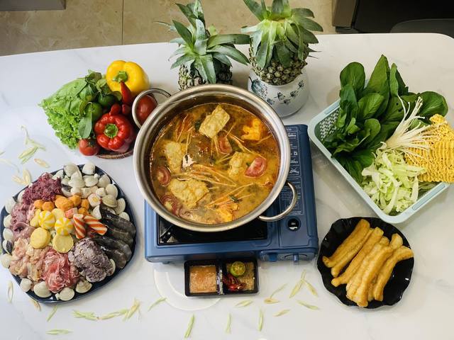 Mì Cay Jumbo - Chân Gà Sốt Thái & Trà Chanh - Phùng Khoang