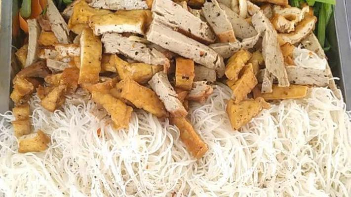 Cơm Chay Bồ Đề Minh Tâm - Cách Mạng Tháng 8