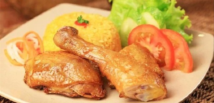 Phúc Lộc Thọ - Cơm Gà Xối Mỡ